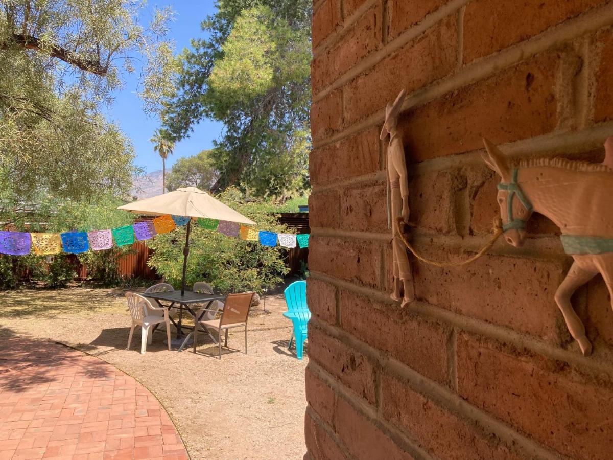 Casa Azul - Cute Centrally Located Adobe With Large Fenced Outdoor Living For Pets And Adults, Non-Smoking Tucson Zewnętrze zdjęcie